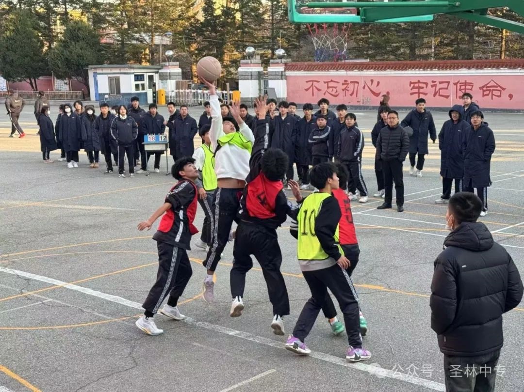 扬帆圣林梦、启航向未来——丹东市圣林职专特色文体活动展演